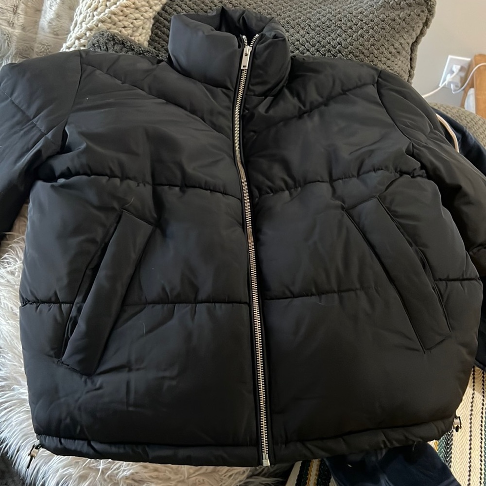 Black puffer jacket